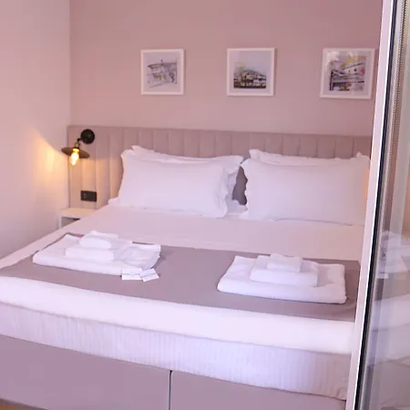 Отель Oda Hotel Tirana Тирана