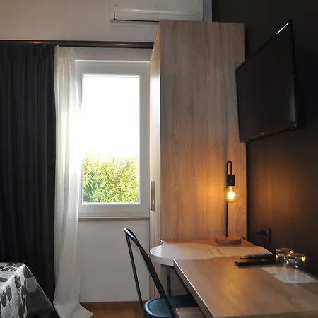 Oda Hotel Tirana Szálloda