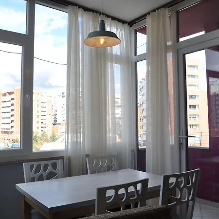 地拉那奥达酒店